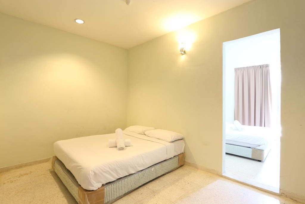 New Town Hotel Klang Room photo